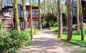Altos Medanos Cabañas&Club de Bosque